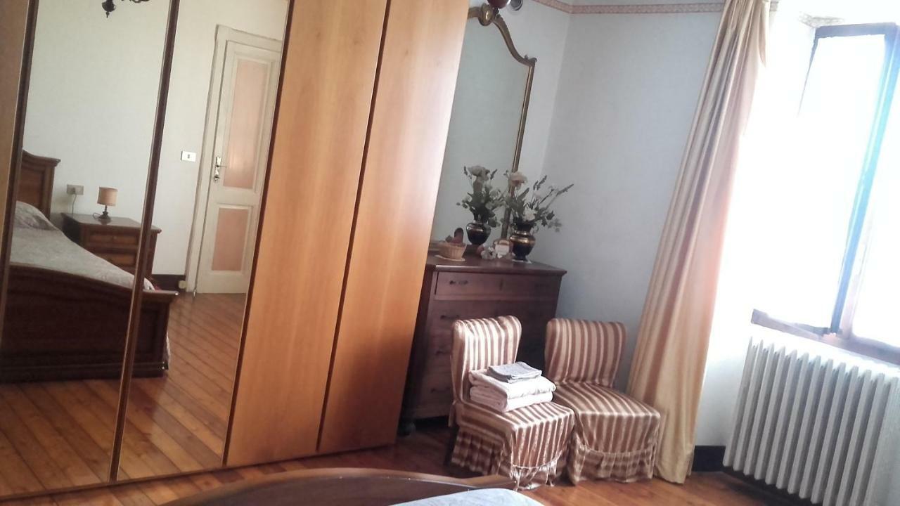 B&B Al Mutpron Casale Corte Cerro Bagian luar foto
